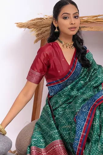 Floral Zari Tussar Saree With Tassels
