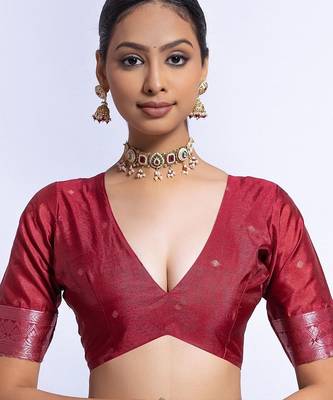 Floral Zari Tussar Saree With Tassels 4