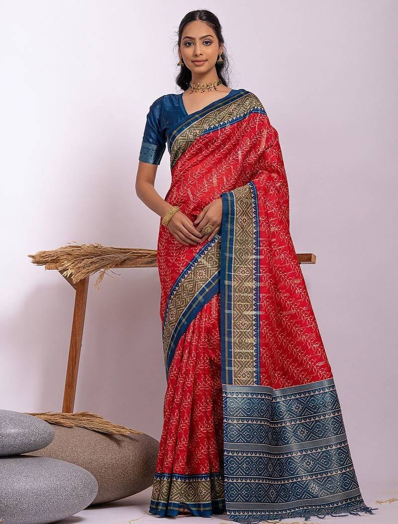 Floral Zari Tussar Saree With Tassels