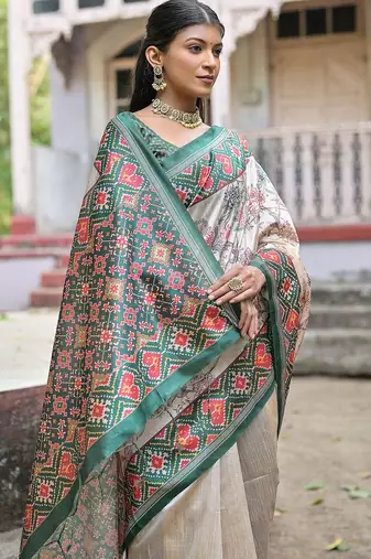 Floral Printed Zari Tussar Saree With Tassels