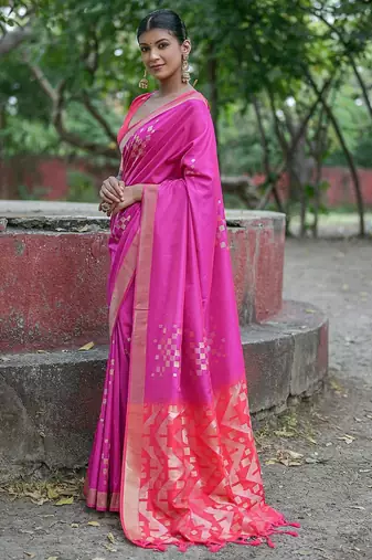 Geometric Woven Design Zari Banarasi Saree
