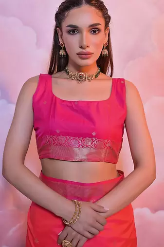 Woven Design Ethnic Motifs Zari Banarasi Saree With Tassels