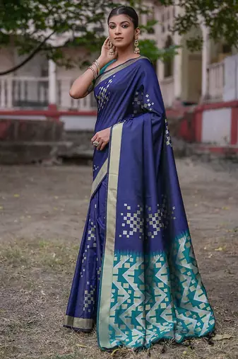 Woven Design Ethnic Motifs Zari Banarasi Saree With Tassels