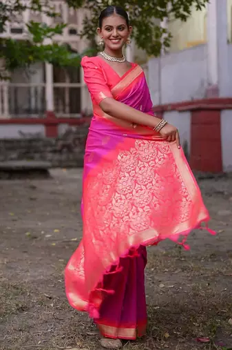 Woven Design Ethnic Motifs Zari Banarasi Saree With Tassels