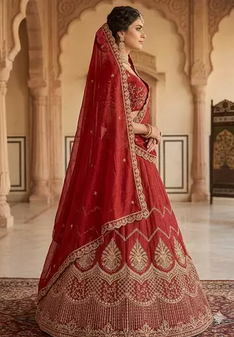 new  light weight bridal lehanga indian and pakistani 