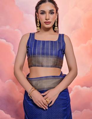 Striped Woven Design Zari Pure Cotton Saree 4