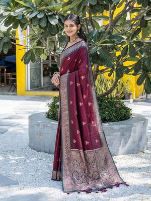 Ethnic Motifs Woven Design Zari Banarasi Saree 2
