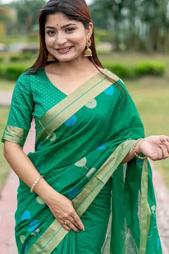 Floral Woven Design Zari Mysore Silk Saree