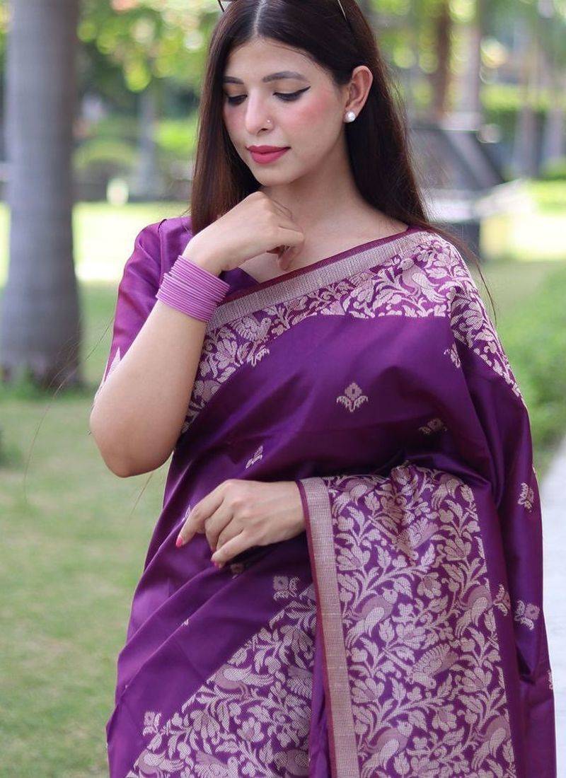 Woven Design Zari Bhagalpuri Saree