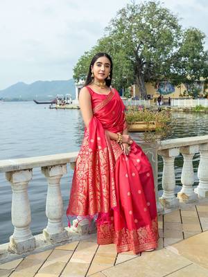 Woven Design Zari Bhagalpuri Saree 3