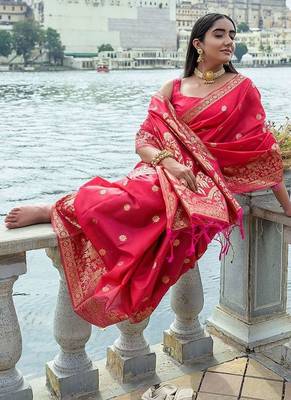 Woven Design Zari Bhagalpuri Saree 4
