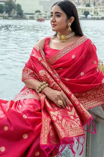 Woven Design Zari Bhagalpuri Saree