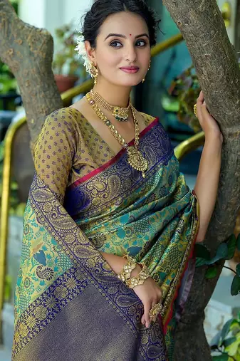 Woven Design Zari Kanjeevaram Saree