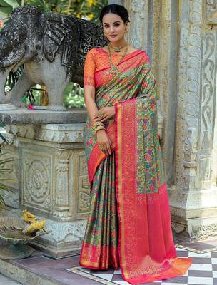 Ethnic Motifs Woven Design Zari Kanjeevaram Saree 1