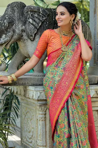 Ethnic Motifs Woven Design Zari Kanjeevaram Saree
