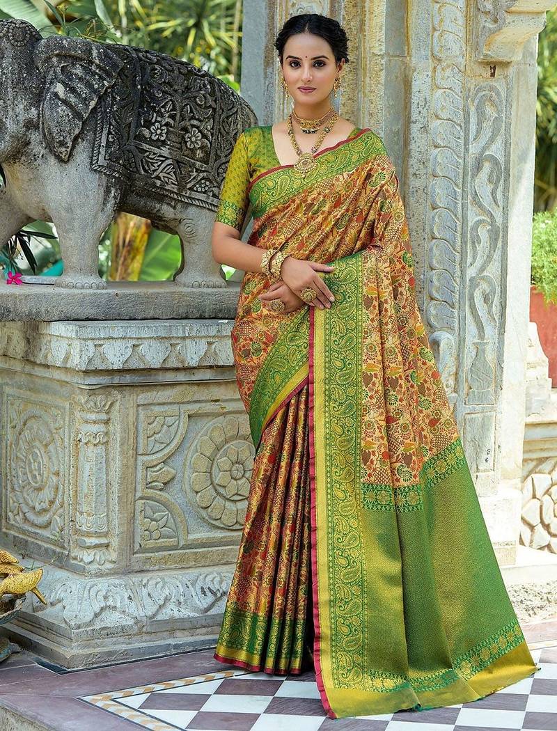 Ethnic Motifs Woven Design Zari Kanjeevaram Saree