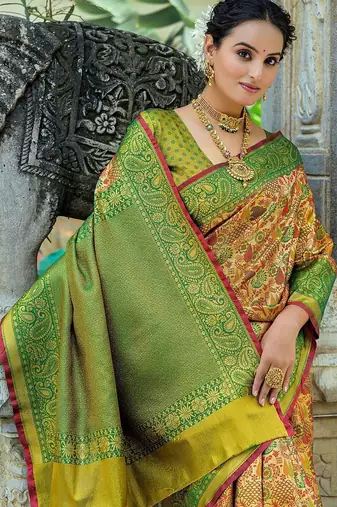 Ethnic Motifs Woven Design Zari Kanjeevaram Saree