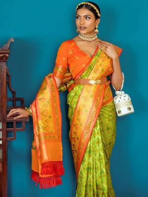 Woven Design Zari Patola Saree 3