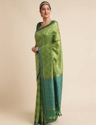 Geometric Printed Zari Leheriya Saree 2