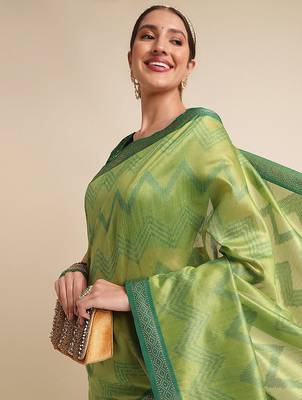Geometric Printed Zari Leheriya Saree 5