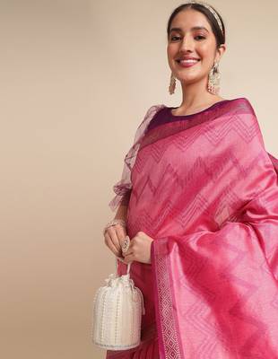 Geometric Printed Zari Leheriya Saree 5