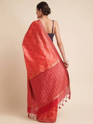 Geometric Printed Zari Leheriya Saree 3