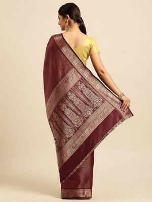Ethic Motifs Zari Kanjeevaram Saree 3