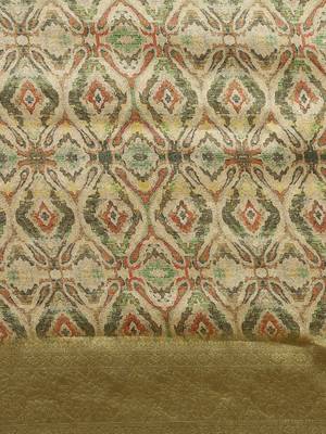 Cream-Coloured & Olive Green Ethnic Motifs Silk Blend Banarasi Saree 4