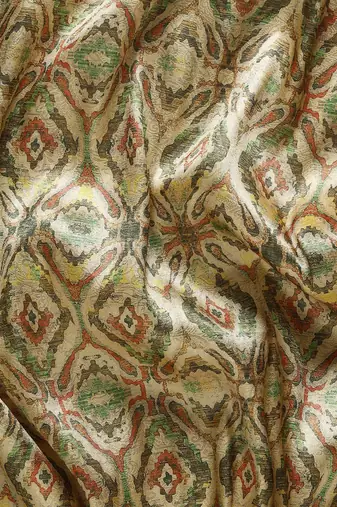 Cream-Coloured & Olive Green Ethnic Motifs Silk Blend Banarasi Saree