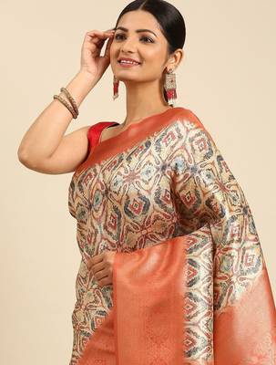 Cream-Coloured & Orange Ethnic Motifs Zari Silk Blend Banarasi Saree 2