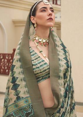 green color dola silk blend beautiful fancy ceremonial saree 2