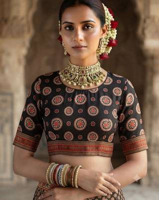 brown color crepe  saree with smart digital print 4
