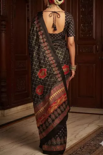 black color crepe  saree with smart digital print