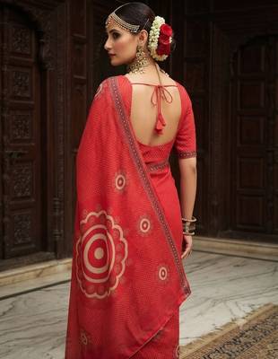 red color crepe  saree with smart digital print 2