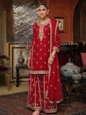 Adults-Women Woven Design Embroidered Kurta with Palazzos & Dupatta 2