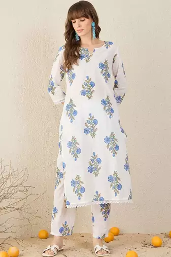 Women Floral Printed Regular Pure Cotton Kurta with Trousers