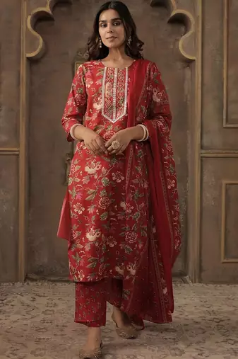 Women Floral Printed Kurta with Trousers & Dupatta