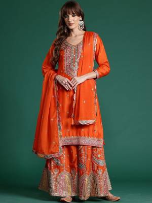 Women Ethnic Motifs Embroidered Regular Sequinned Kurta with Sharara & With Dupatta 3