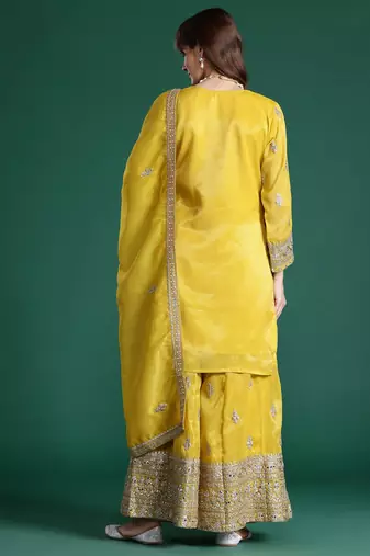 Ethnic Motifs Embroidered Sequinned Kurta with Palazzos & With Dupatta