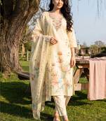 Women Floral Embroidered Regular Thread Work Linen Kurta with Trousers & With Dupatta