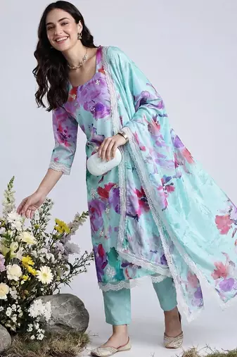Women Floral Printed Regular Kurta with Trousers & With Dupatta