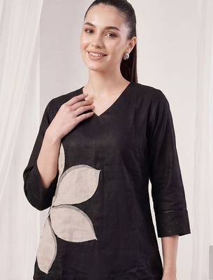 Women Ethnic Motifs Regular Thread Work Kurta with Trousers 2