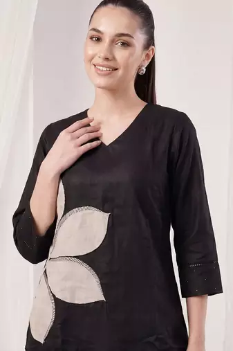 Women Ethnic Motifs Regular Thread Work Kurta with Trousers