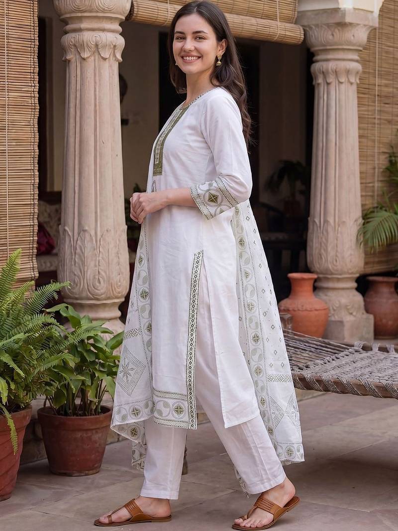 Women Ethnic Motifs Embroidered Regular Mirror Work Pure Cotton Kurta with Trousers & With Dupatta