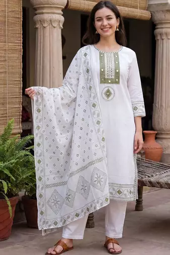 Women Ethnic Motifs Embroidered Regular Mirror Work Pure Cotton Kurta with Trousers & With Dupatta