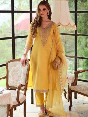 Women Ethnic Motifs Embroidered Regular Thread Work Kurta with Trousers & With Dupatta 3
