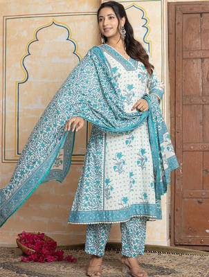 Women Floral Printed Panelled Thread Work Pure Cotton Kurta with Trousers & With Dupatta 2