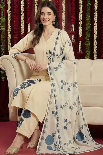 Women Floral Printed Regular Kurta with Palazzos & With Dupatta