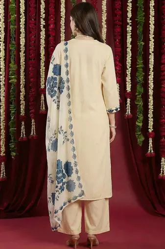 Women Floral Printed Regular Kurta with Palazzos & With Dupatta