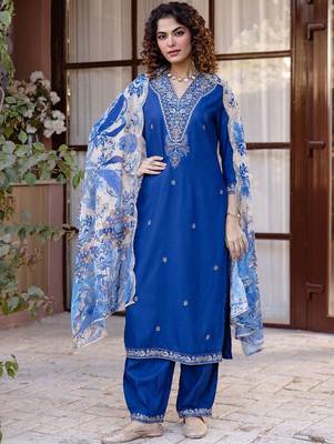 Women Ethnic Motifs Embroidered Regular Thread Work Kurta with Patiala & With Dupatta 1